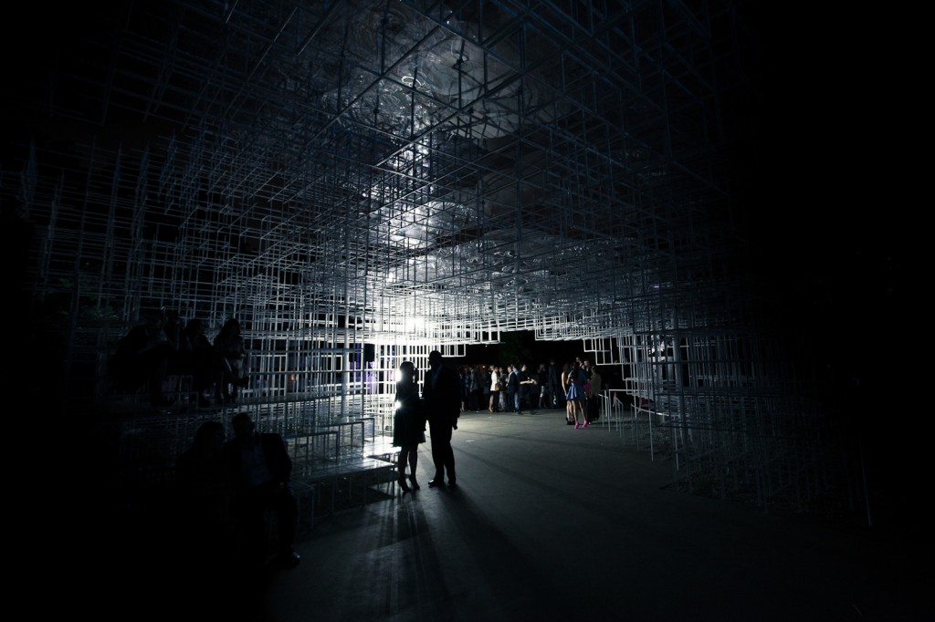 Serpentine Gallery intervention &copy; United Visual Artists