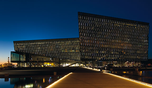 KU_IS1101_8878_Harpa_Aussen_01_Print_640